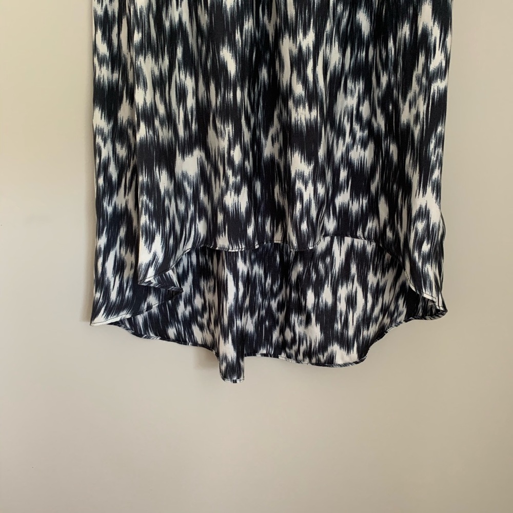 Express Dress - Picture 5 of 6